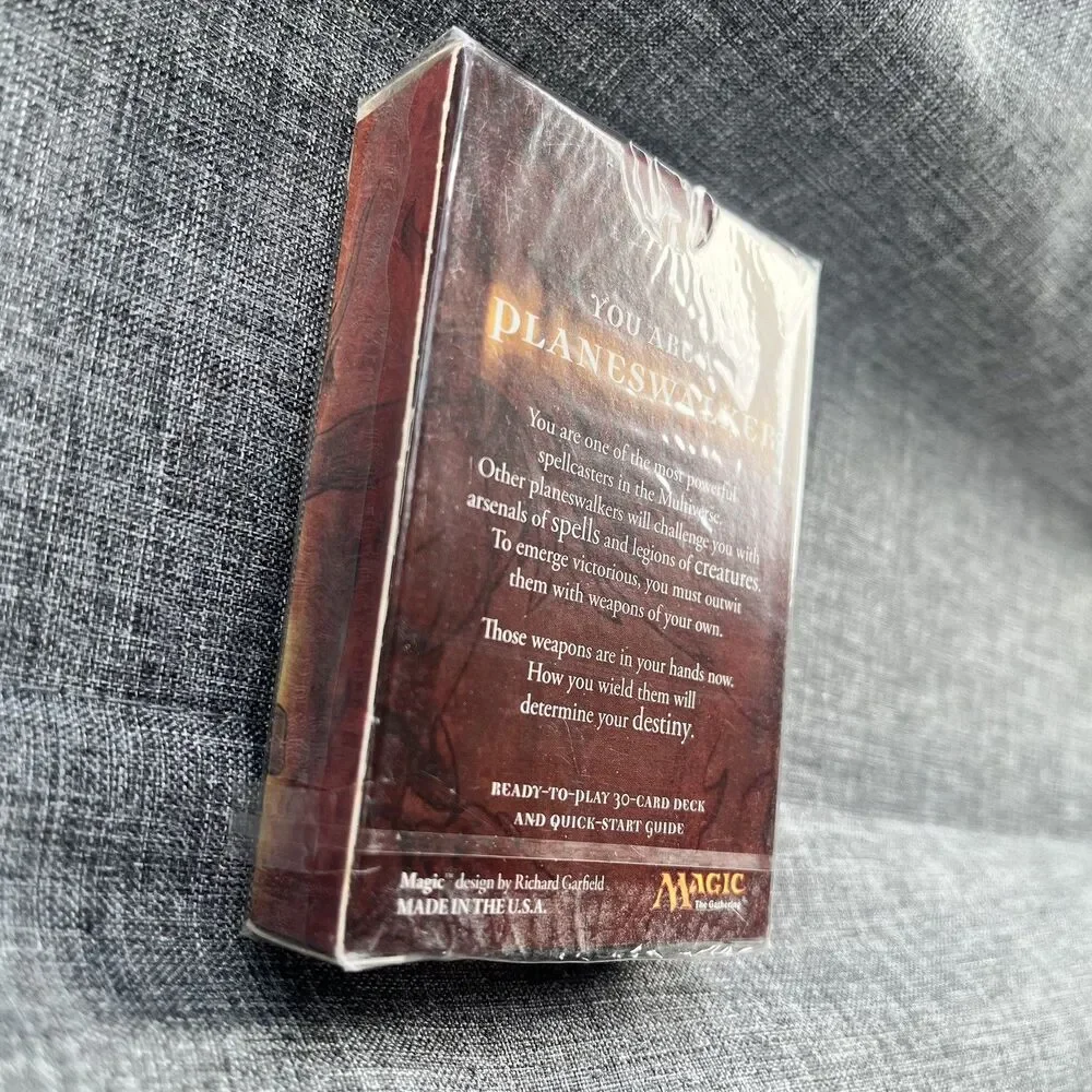 Magic The Gathering- Red Planeswalker Ready to Play 30-Card Deck - New Sealed